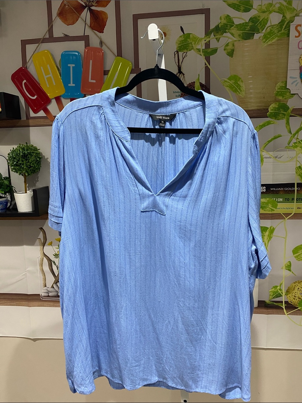 Well Worn Light Blue V-Neck Short Sleeve Blouse Xl oversized Ptp is 26